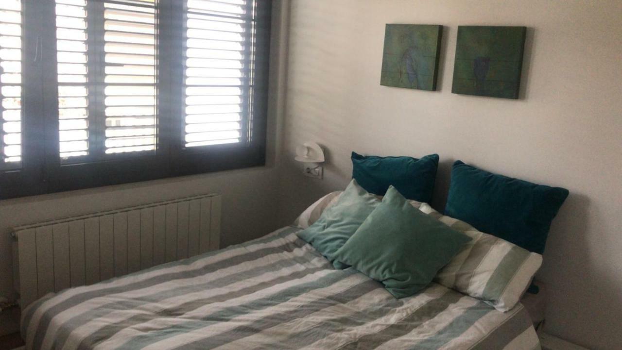 Apartamento Centrico En Олот Экстерьер фото